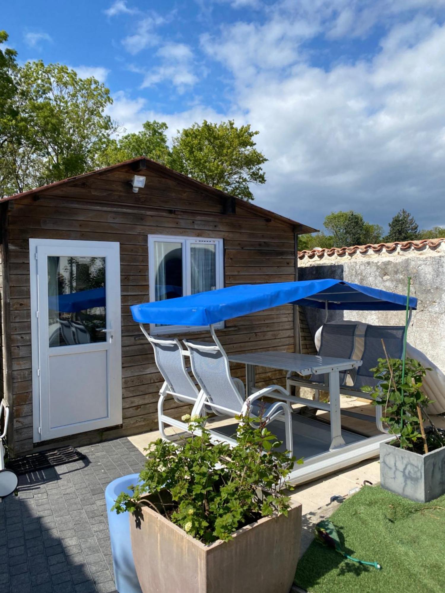 La Maison Du Canal De Rompsay - 5 Min De La Rochelle Bed & Breakfast Périgny Exterior foto